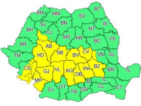 Sárga viharriasztást adtak ki 14 megyére