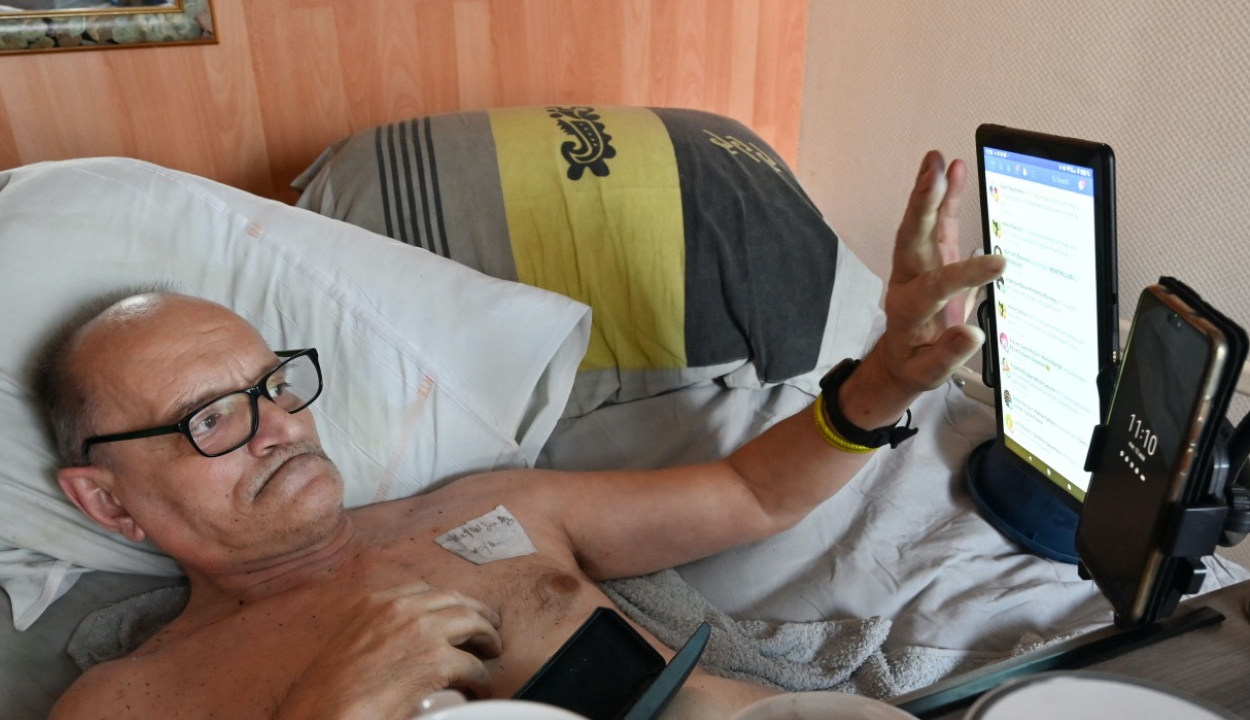 Élőben közvetíti saját haláltusáját egy gyógyíthatatlan beteg francia férfi