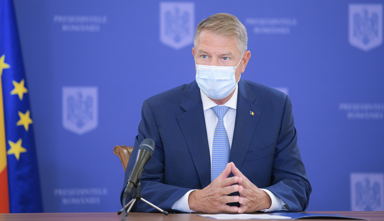 Iohannis: nem engedhetjük meg, hogy két járványt kelljen kezelni egyszerre