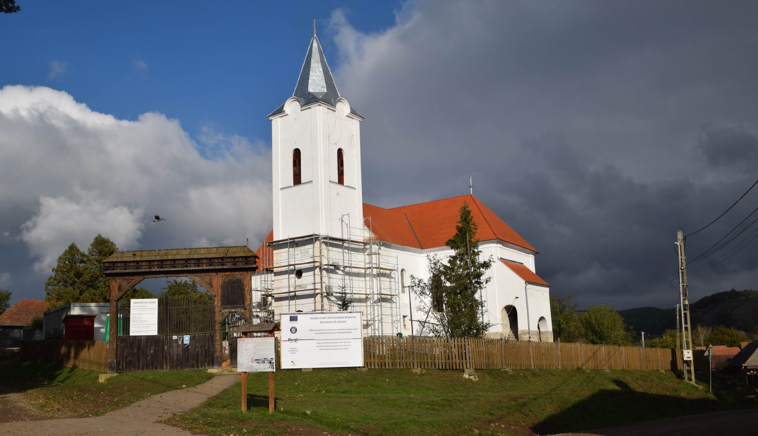 Szépül a református istenháza