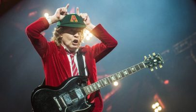 Új albummal tér vissza az AC/DC