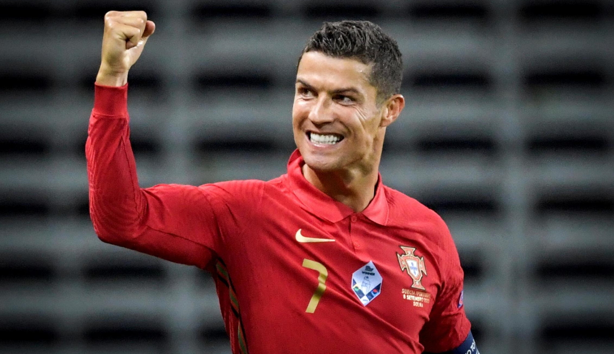 Cristiano Ronaldo is elkapta a koronavírust