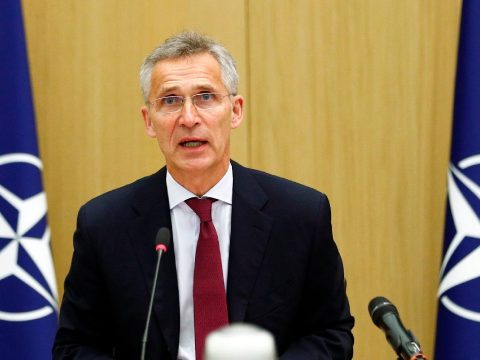 Stoltenberg: Moszkva jelentős létszámú haderőt küldött Fehéroroszországba