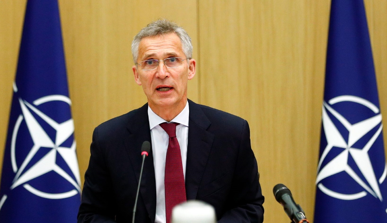 Stoltenberg: az afgán vezetés képtelen volt szembeszállni a tálibokkal