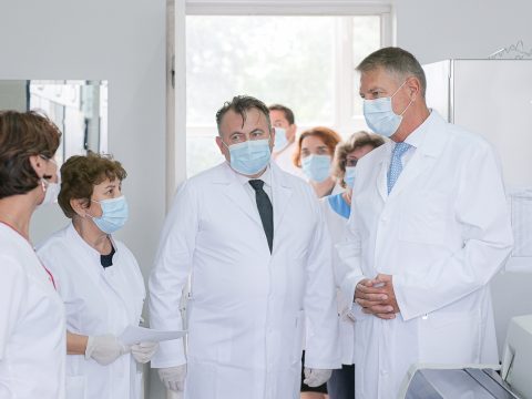 Tătaru: országszerte 209 személy van lélegeztetőgépen