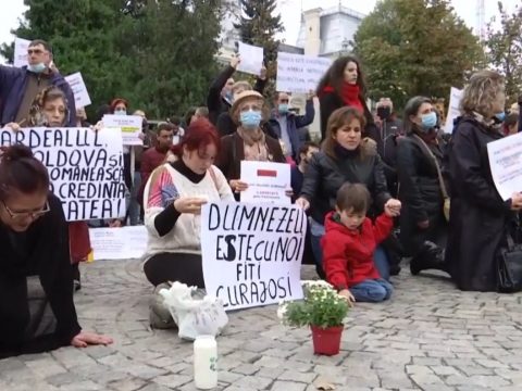 Tiltakozik az ortodox egyház a zarándoklatok betiltása ellen