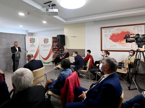 Potápi: jól szerepeltek a magyar jelöltek, fontos pozíciókat szerzett az RMDSZ