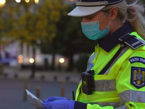 1305 lejre bírságoltak egy sofőrt, mert kidobta a cigarettacsikket az ablakon