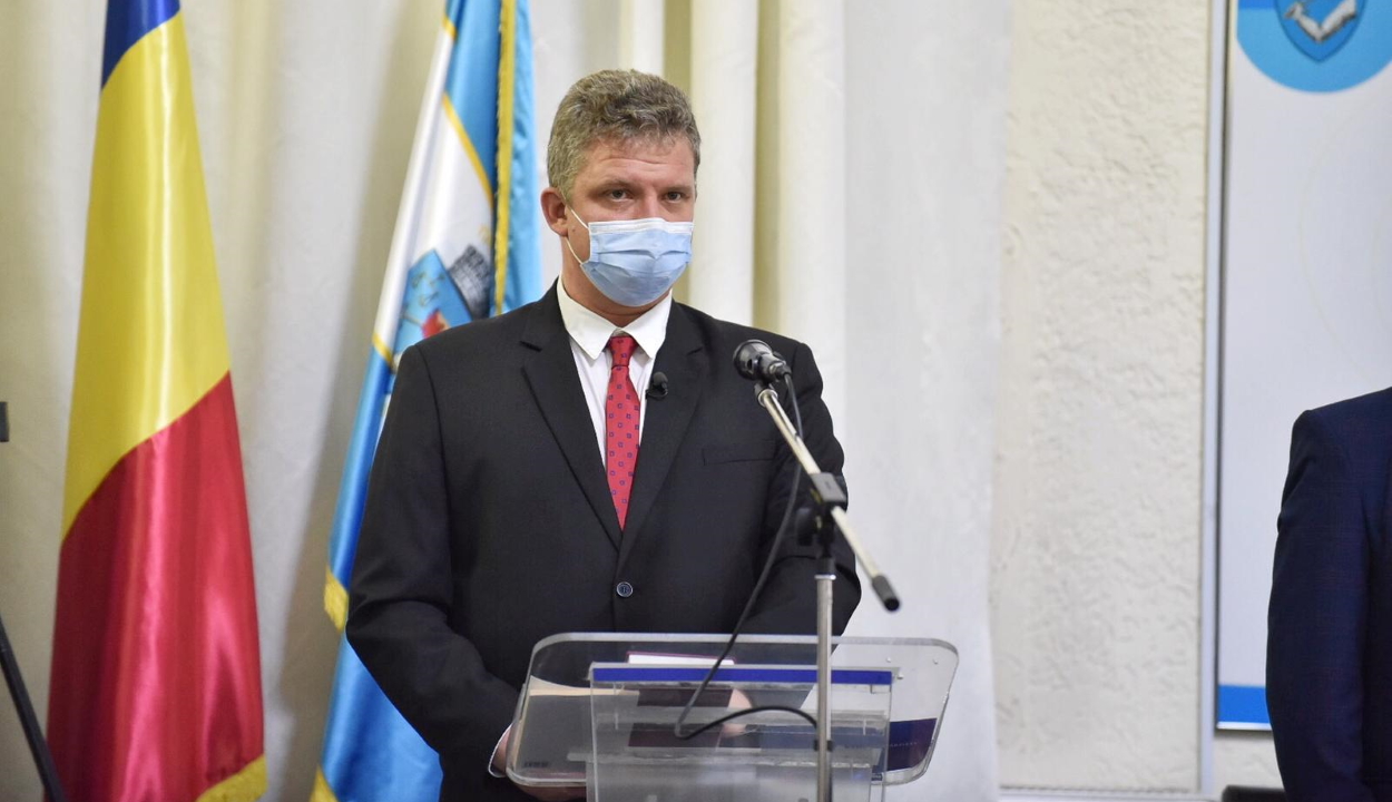 Kulturális sokszínűséget és átláthatóságot ígért beiktatásán Marosvásárhely új polgármestere