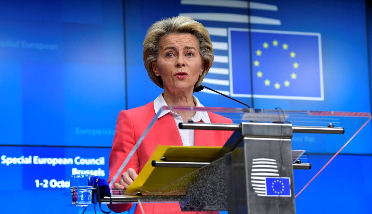 Von der Leyen szerint szégyenletes a magyar pedofiltörvény