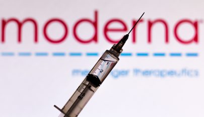 Csaknem 95 százalékos védelmet ígér a COVID-19 elleni újabb vakcina