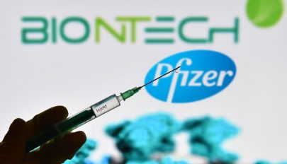 Újabb szállítmány érkezik hétfőn a Pfizer-BioNTech oltóanyagából