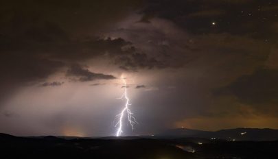 Szelfizőket csapott agyon a villám Indiában