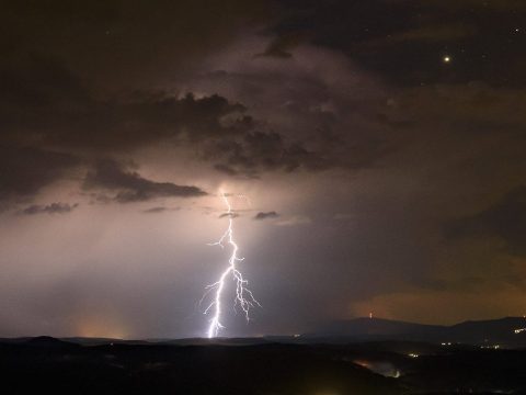 Meteorológusok: országszerte fokozott a légköri instabilitás