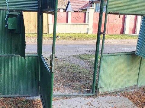 Széteső közrend