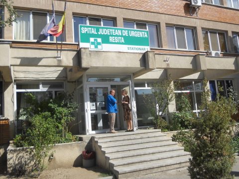 Ellenőrzést rendelt el az egészségügyi miniszter a resicabányai megyei kórháznál
