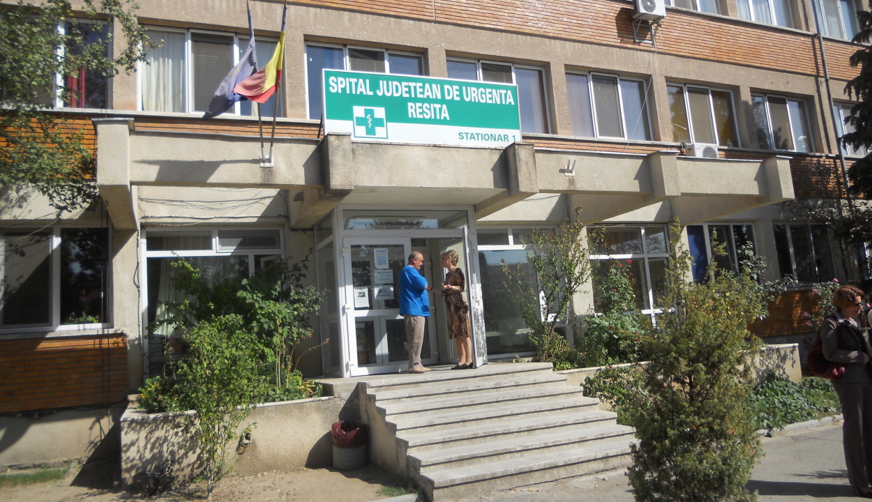 Ellenőrzést rendelt el az egészségügyi miniszter a resicabányai megyei kórháznál