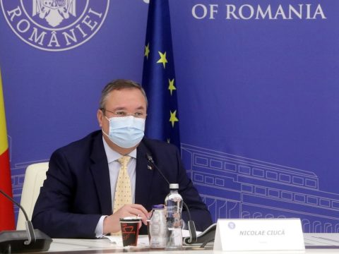 Ciucă: minden adott a koronavírus elleni oltáskampány december 27-ei megkezdéséhez