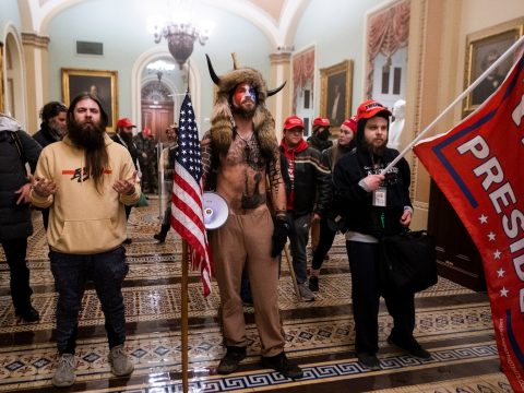 Megtámadták a Capitoliumot Trump támogatói
