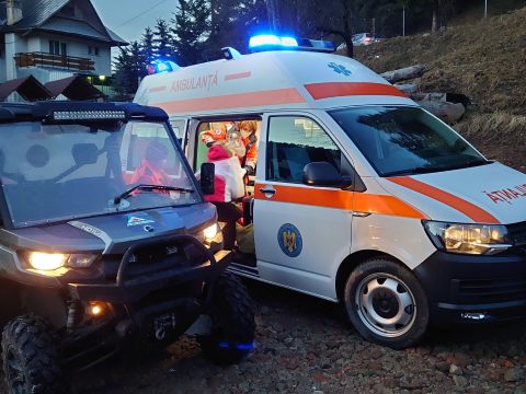 Két éjszakát töltött a szabad ég alatt egy eltévedt turista a Bucsecs-hegységben