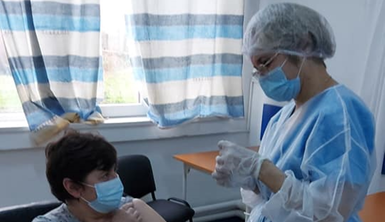 Van olyan kórház Romániában, ahol bárkit beoltanak koronavírus ellen