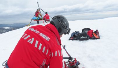 A jelöletlen turistaösvények kerülését javasolják a túrázóknak a hegyimentők