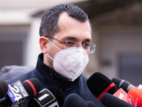 Voiculescu: az egészségügyi minisztériumnak jutó összeg kissé meghaladja a tavalyit, de nem elég