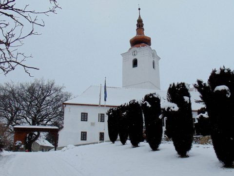 Célegyenesbe ért a vártemplom felújítása