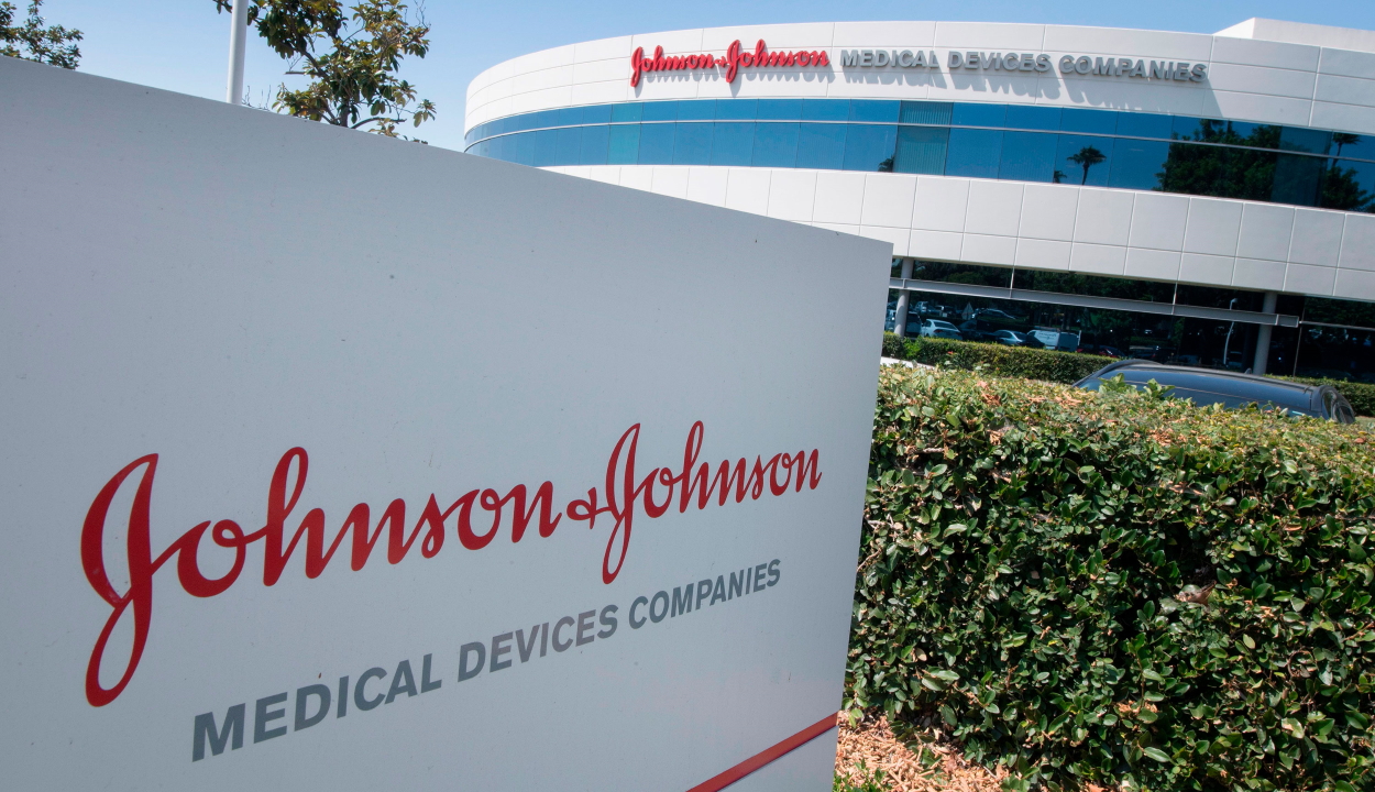 Benyújtották az uniós engedélykérelmet a Johnson & Johnson oltóanyagára