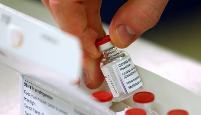 Kevesebb mint 24 óra alatt 100 ezer személy kért időpontot az AstraZeneca vakcina beadására