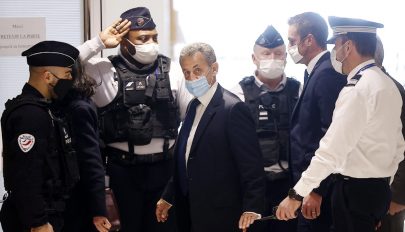 Börtönbüntetésre ítélték Nicolas Sarkozy volt francia elnököt