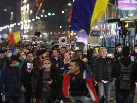 Újabb tiltakozó akciók zajlottak Bukarestben és az ország több városában