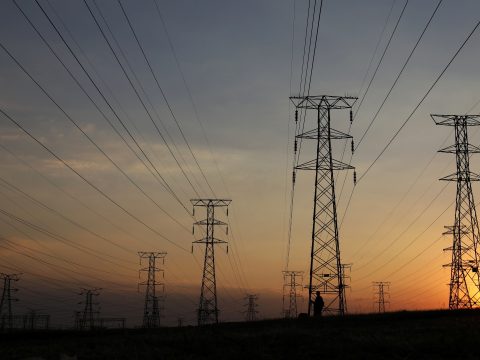Rekordközeli volt a romániai áramfogyasztás szerda reggel