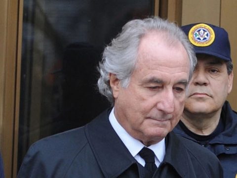 Meghalt Bernie Madoff, a leghíresebb piramisjátékos