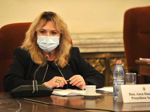 Az USR megtámadta az alkotmánybíróságon Anca Dragu szenátus éléről való leváltását