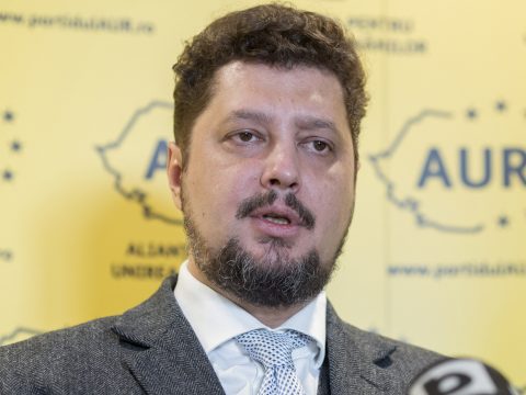 Az AUR társelnöke az RMDSZ-szel szövetkezne az ukrajnai románok és magyarok jogainak védelmében