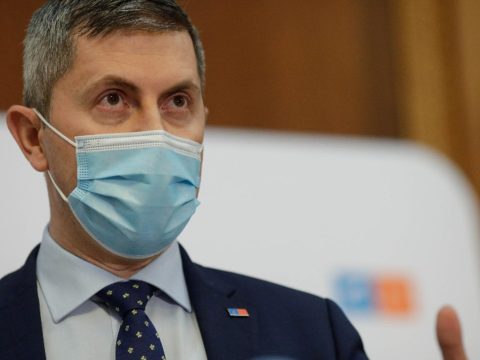 Dan Barna: Florin Cîţu miniszterelnök nagyszabású politikai válságot idézett elő