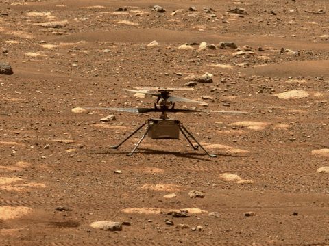Történelmet írt a NASA: felszállt a Marson egy helikopter