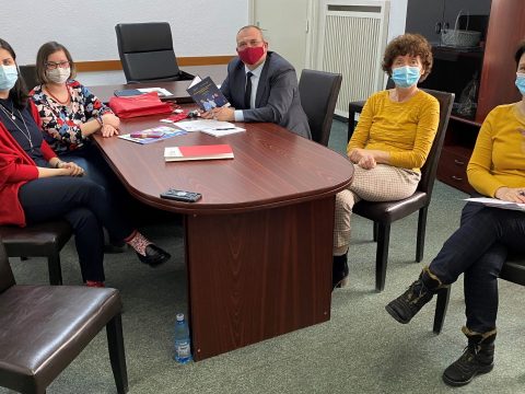RMDSZ-es államtitkár alkalmazta az első Down-szindrómás személyt a munkaügyi minisztériumnál