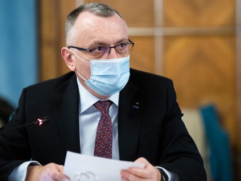 Cîmpeanu: a veszélyhelyzet lejártával az oktatási tevékenységet érintő korlátozások is megszűnnek