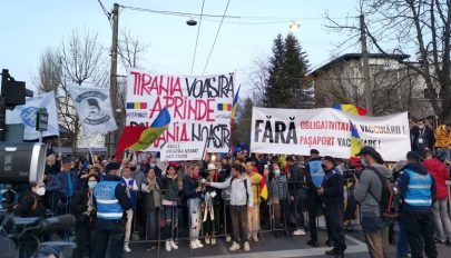 Ismét tüntettek a járványügyi intézkedések ellen Bukarestben