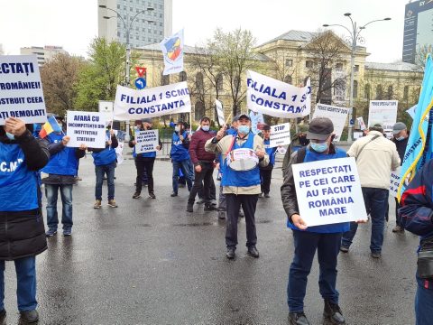 A kormány leváltását követelték közös tüntetésükön a román szakszervezeti tömörülések