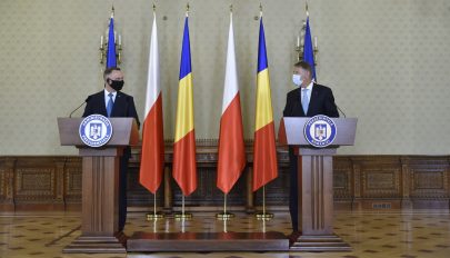 A NATO elrettentő szerepének erősítését szorgalmazta a román és a lengyel államfő