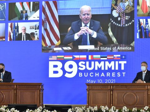 FRISSÍTVE: A Bukaresti Kilencekkel egyeztet Joe Biden