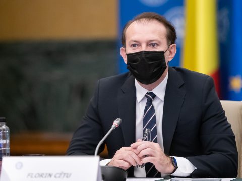 Cîţu nem akarja felbontani a koalíciót az USR PLUS-szal