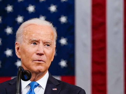 Biden: az Egyesült Államok betiltja az orosz kőolaj-, földgáz- és szénimportot