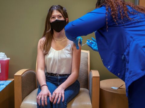 Ritkán okozott mellékhatást a vakcina a több millió beoltott amerikai tinédzser körében