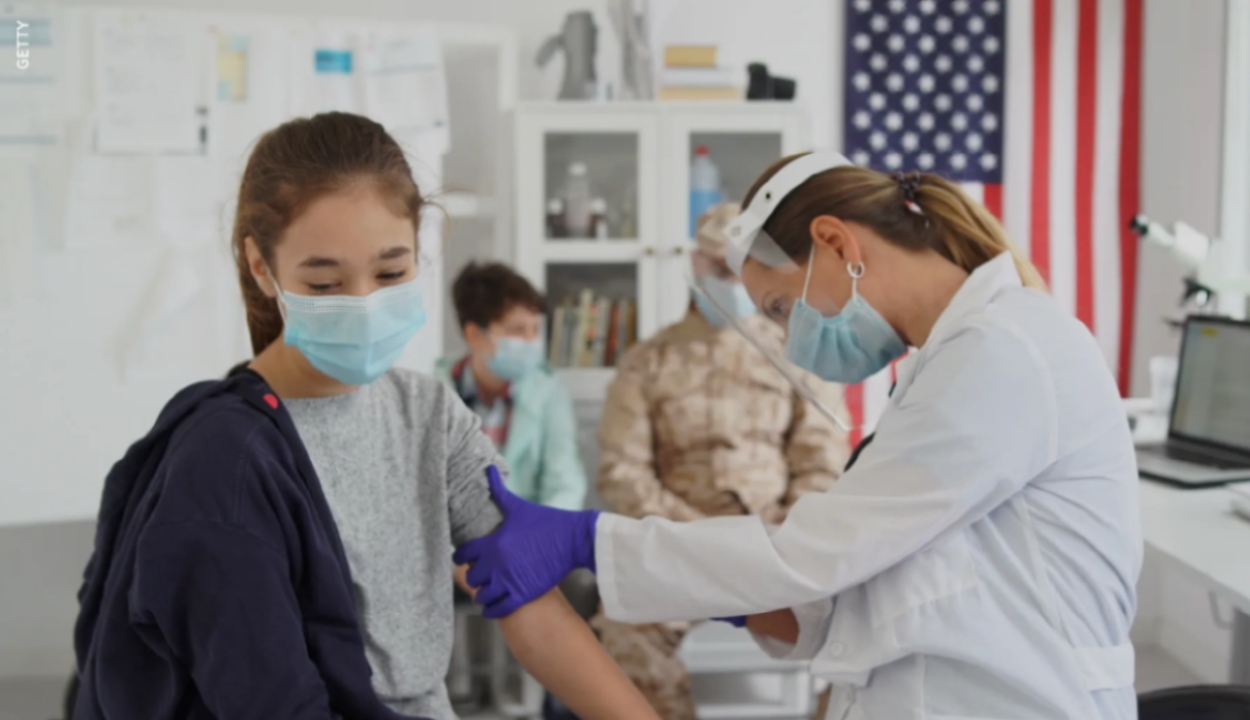 Azonnal megkezdhetik a 12-15 évesek oltását Pfizer-vakcinával az Egyesült Államokban