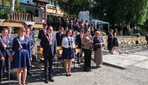 Baróton idén 13 tanuló kapott „érdemes diák” díjat