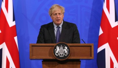 Johnson: a Nyugat még mindig naponta százmilliókat fizet Putyinnak az orosz energiáért